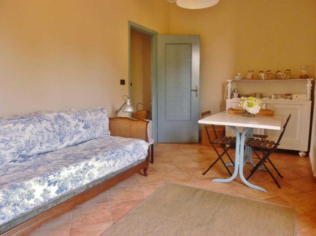 Tenuta Ajrale Vigone Room photo